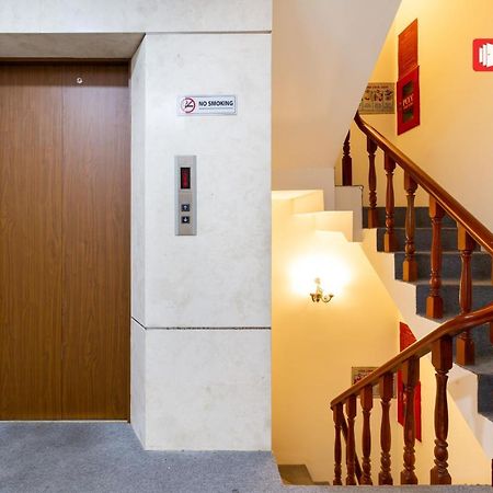 Reddoorz Ura Hotel Hung Phuoc 4 Hô Chi Minh-Ville Extérieur photo